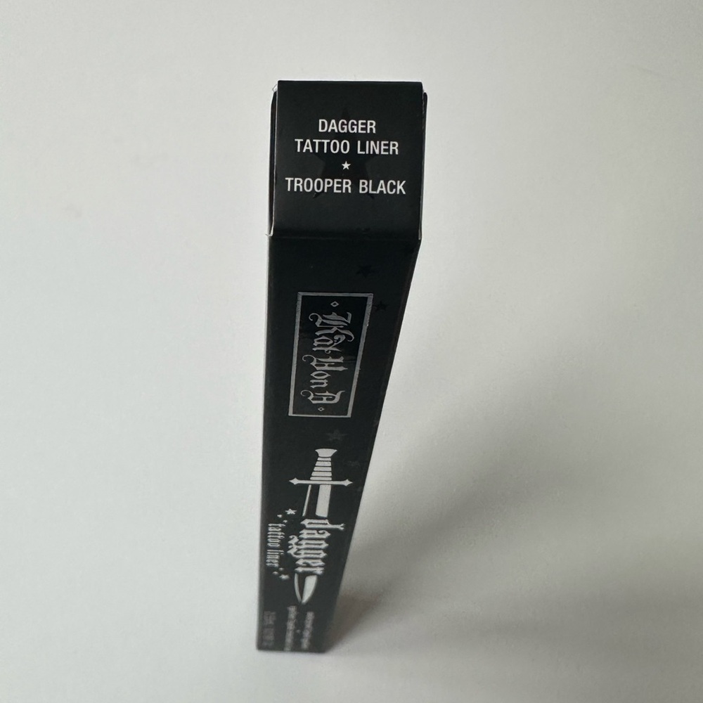 Kat Von D Tattoo Liner Waterproof Liquid Eyeliner - Trooper Black BNIB - Picture 4 of 4